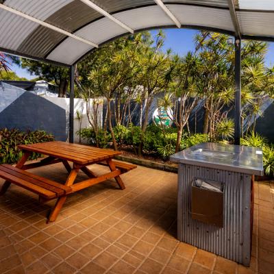 big4 emu beach albany campkitchen2